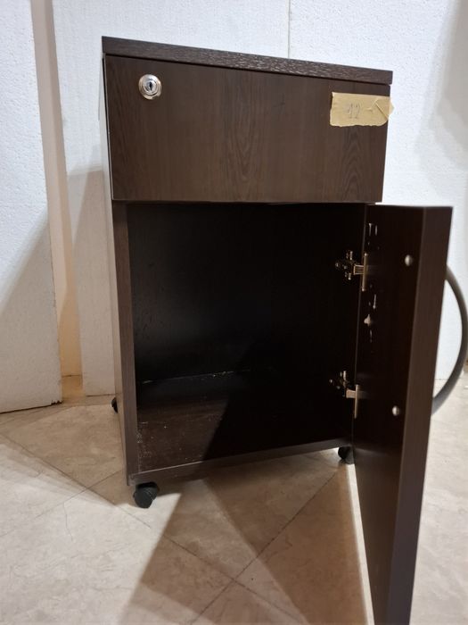 Шкаф, Шкафове венге кухня, дневната, бижутерски шкафове