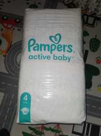Vând Pampers Active Baby nr 4 (9-14 Kg)