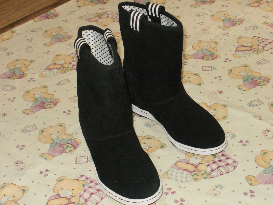 ADIDAS детски оригинални боти 36