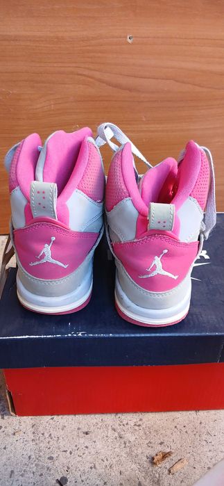 Уникални високи маратонки Jordan