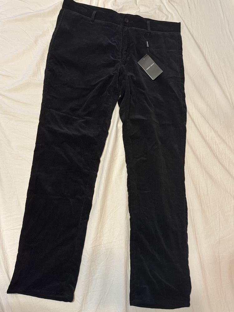 Vand blugi-raiat Giorgio Armani, originali, pt barbati, noi, mar 50
