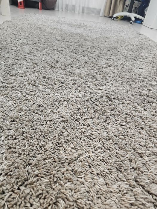 Covor cu franjuri pufos