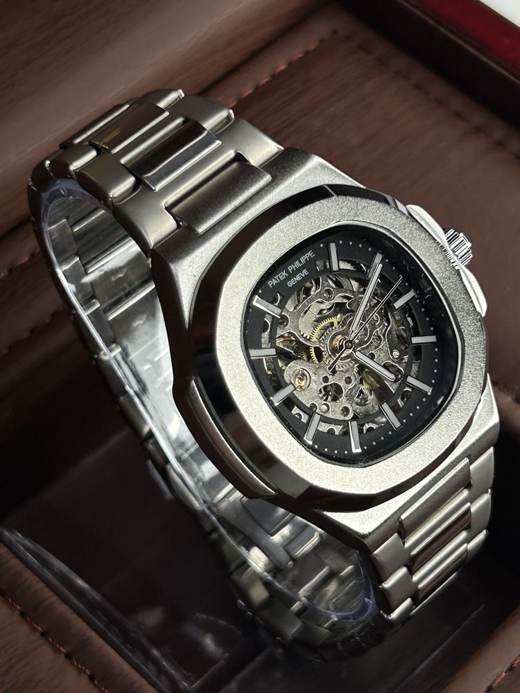 Мужские часы Hublot, Patek, Casio, Sabr, Tissot