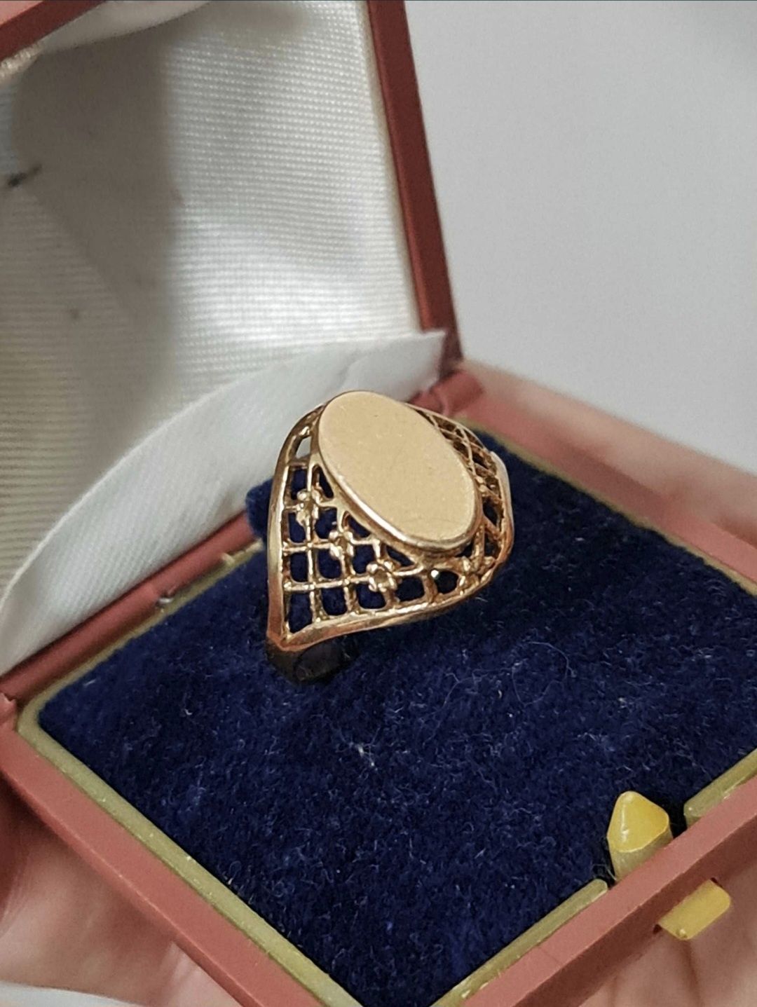 Золотое кольцо 583 пробы