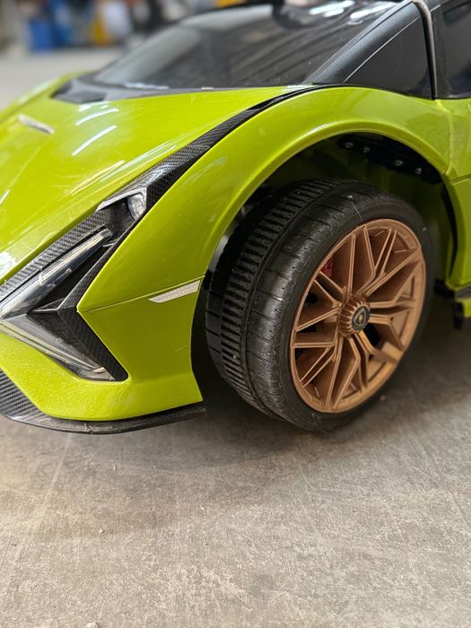 Детска електическа кола Lamborghini Sean
