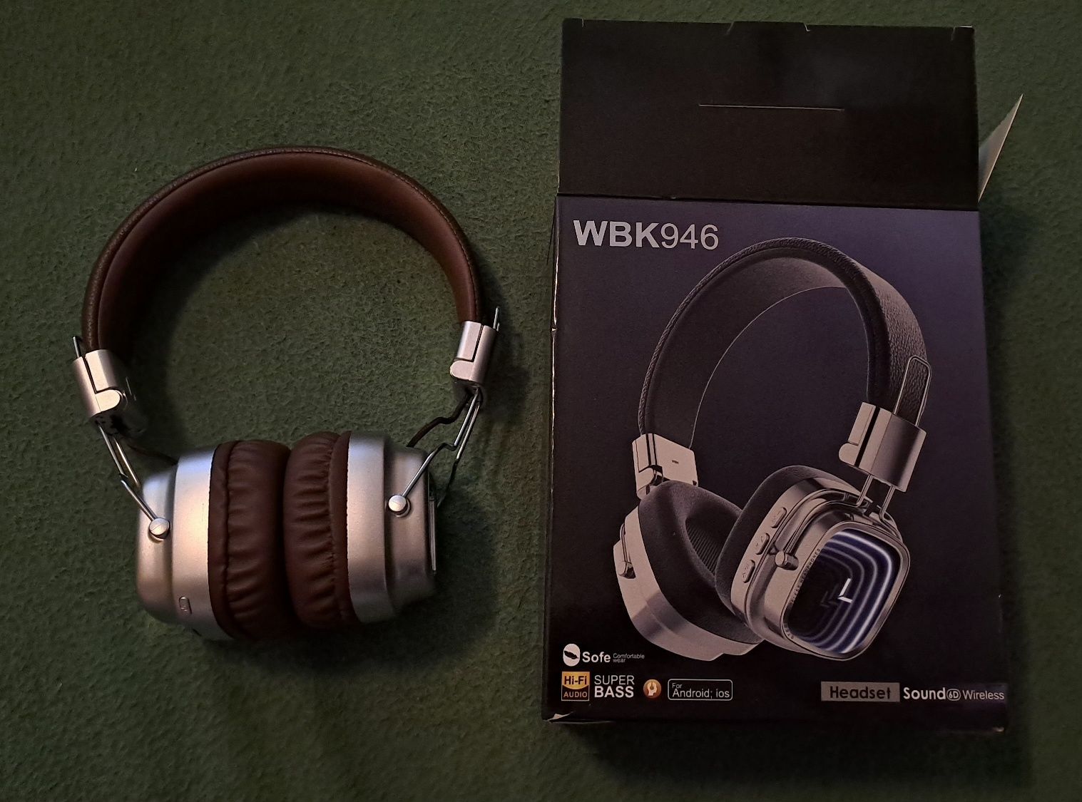 WBK946 ретро светещи слушалки