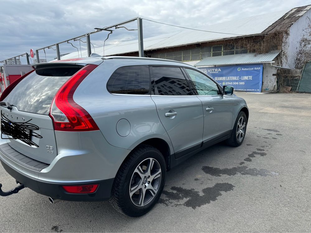 Vind volvo xc60 d5 an fabicatie 2013