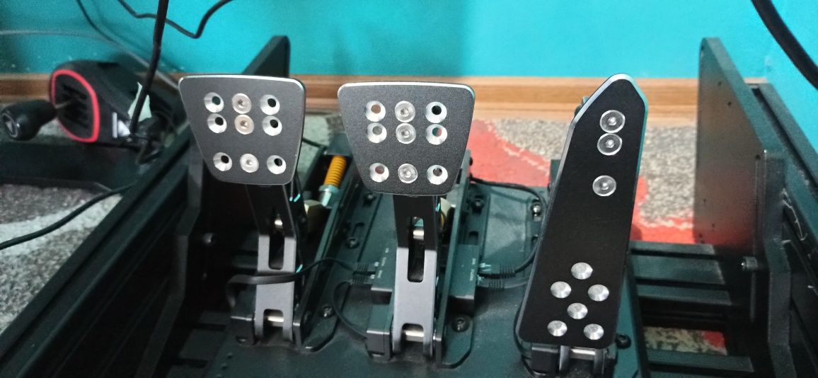 !!! ГАРАНЦИЯ !!! Moza R12 + RS v2 волан +  Moza Vision GS + CRP pedals