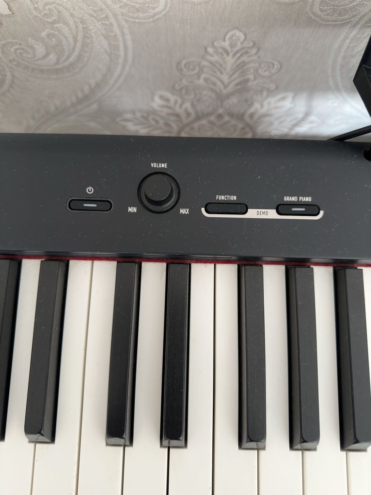 Синтезатор Casio
