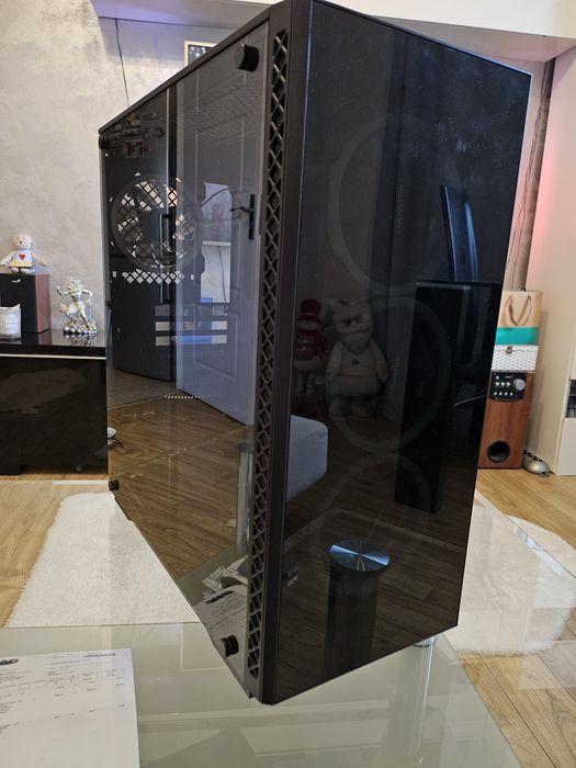 Carcasa pc deepcool  geam sticlă 4 ventilatoare