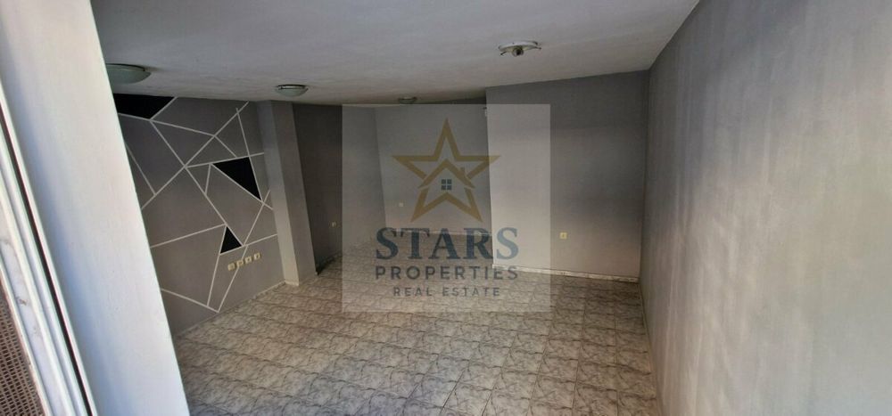 Продава се Офис в Варна, Гръцка махала - 30 кв.м за 1411 €/кв.м - Снимка #3
