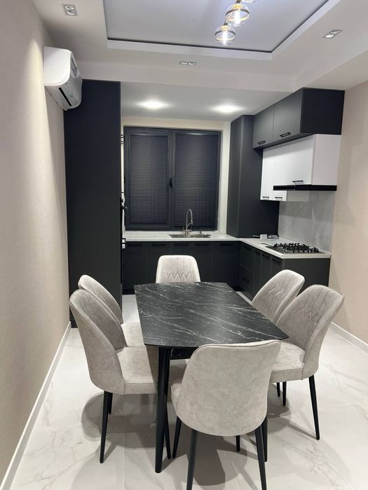 Olmazorda arenada kvartira beriladi.