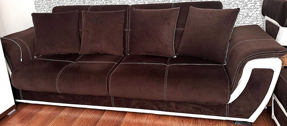 Set Canapea Princess + 2 Fotolii + 2 Tabureți alb - maro (extensibile)