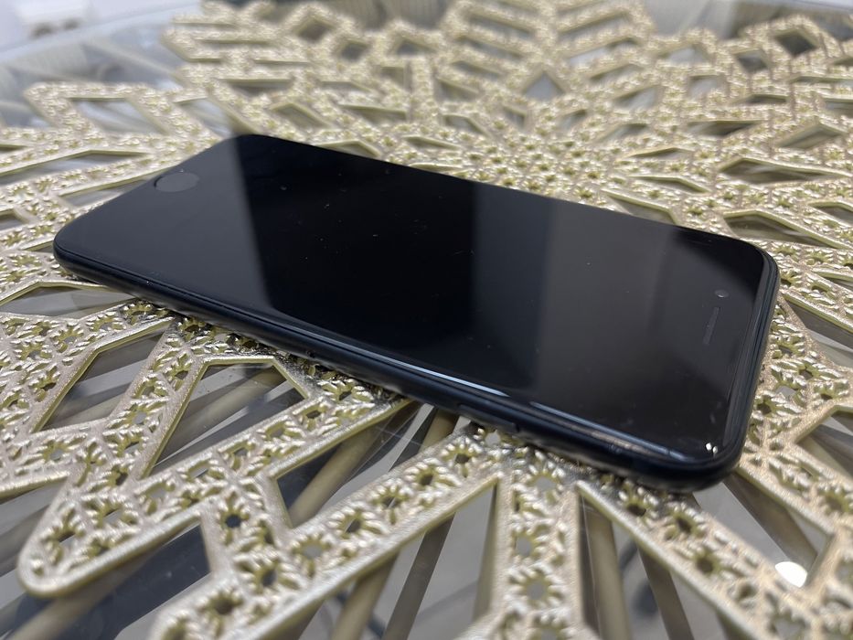 Iphone SE 3 (2022) - preț fix-fix!