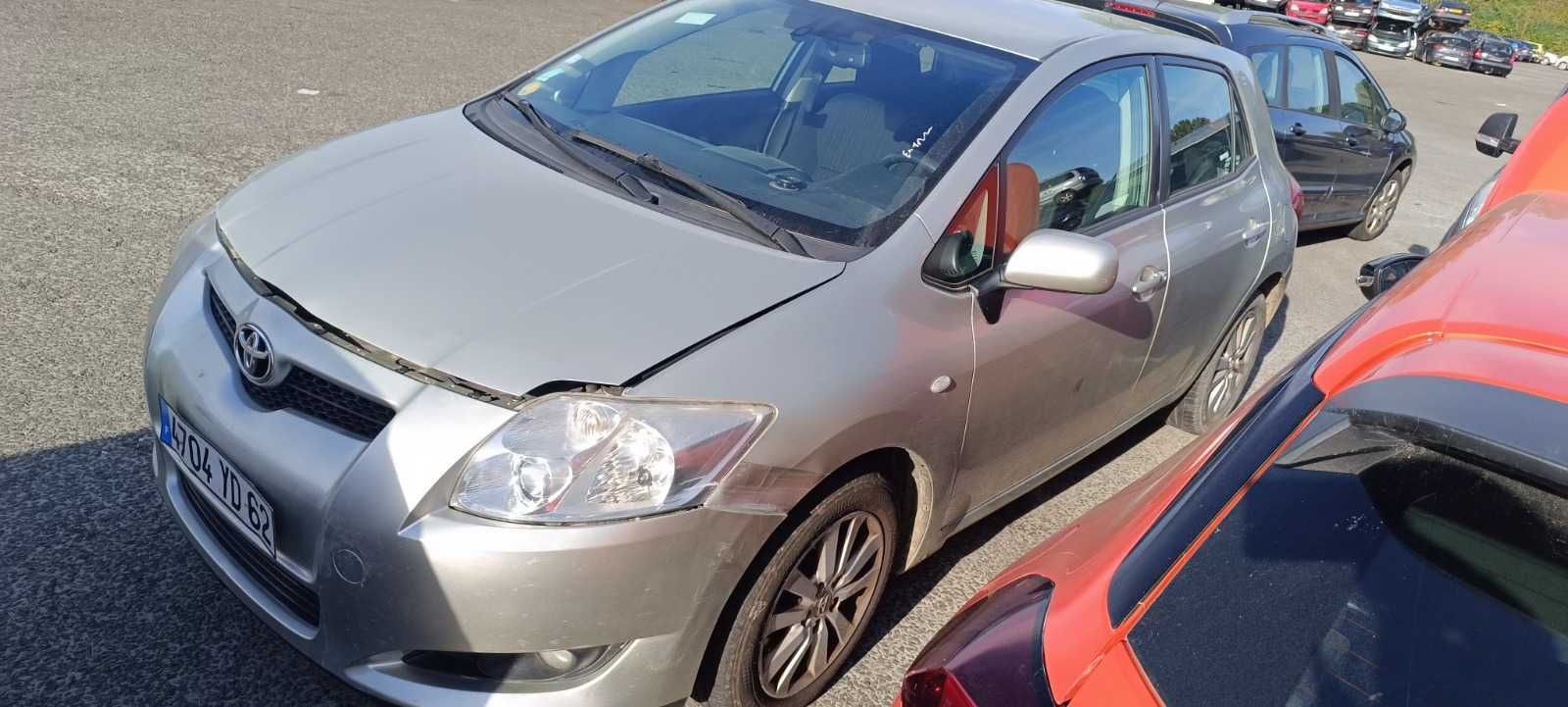 Toyota Auris 2.0/2.2 D4D 2008г. на части