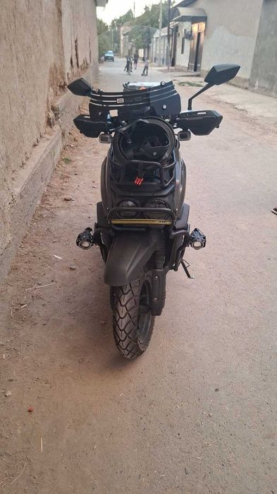 Tank drongo yengide