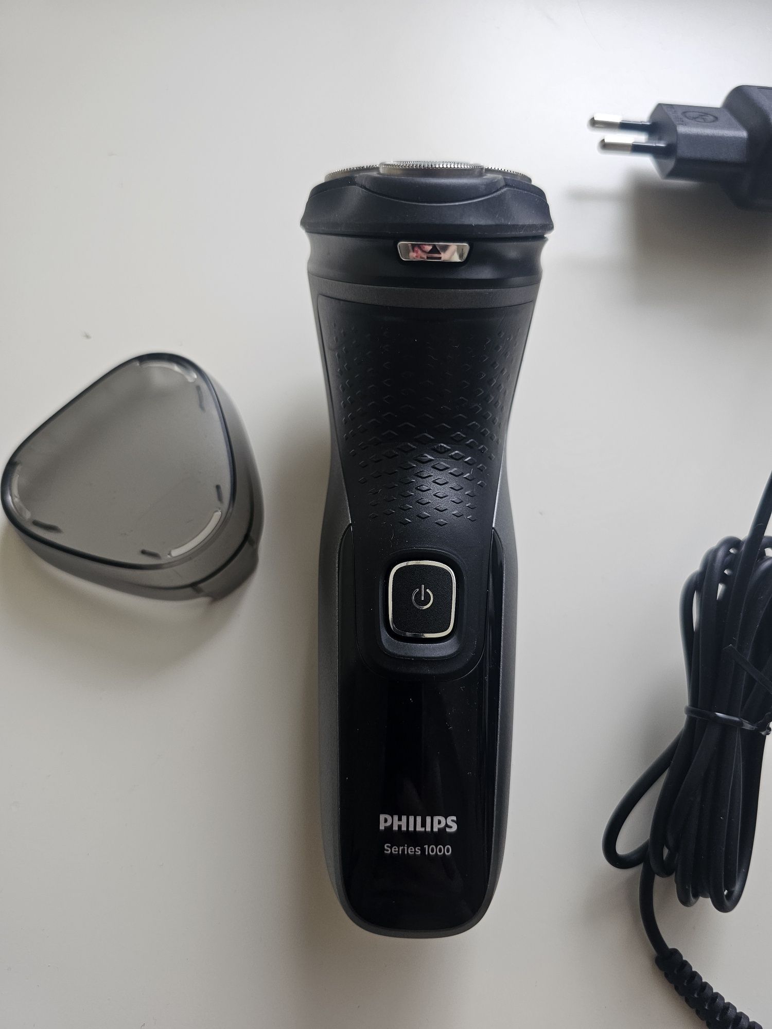 Philips 1000 Series машинка за бръснене/ самобръсначка