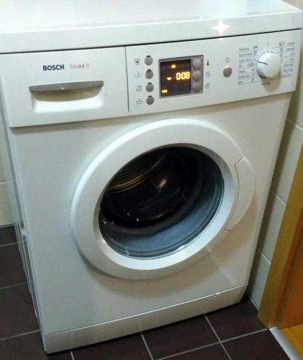 Masina spalat rufe incarcare frontala Bosch 6Kg 1000rpm - IMPECABILA !