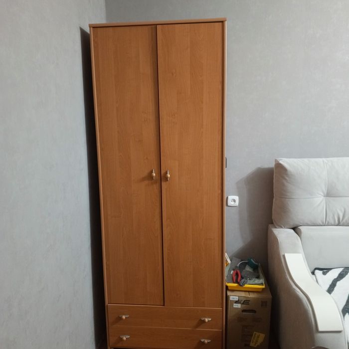 Продам шкаф для одежды