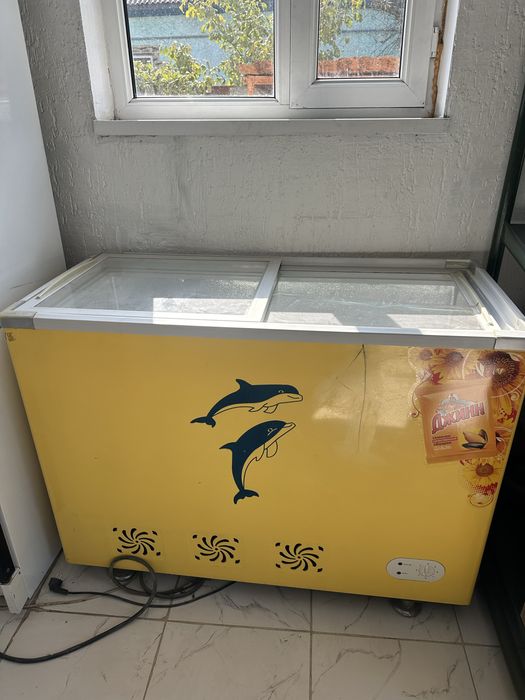Продам морозильник