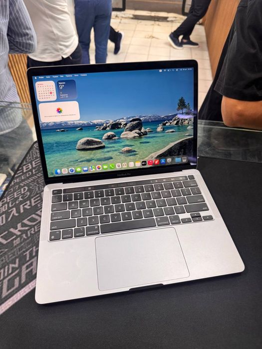 Macbook Pro M1 SSD 256GB ОЗУ 8GB