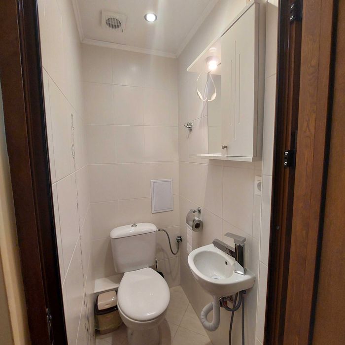 Дава се под наем Двустаен апартамент в София, Младост 4 - 79 кв.м за 700 € - Снимка #12