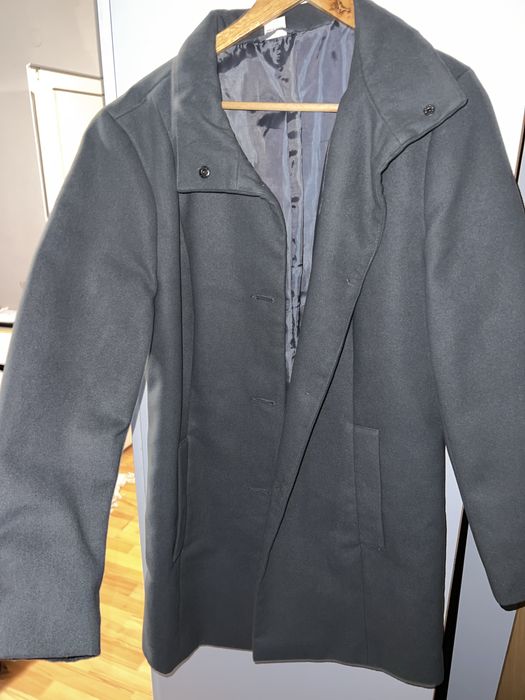 Чисто ново мъжко палто