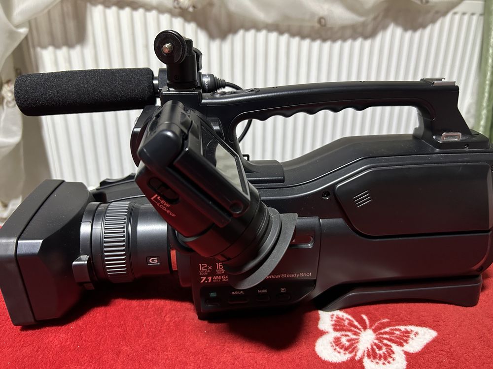Camera Video Sony HXR-MC2000E