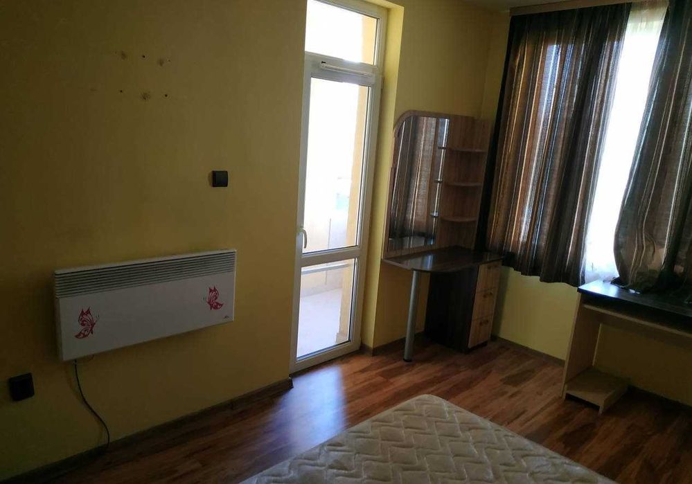 Дава се под наем Двустаен апартамент в Бургас, Меден рудник - зона Б - 70 кв.м за 84.15 € - Снимка #3