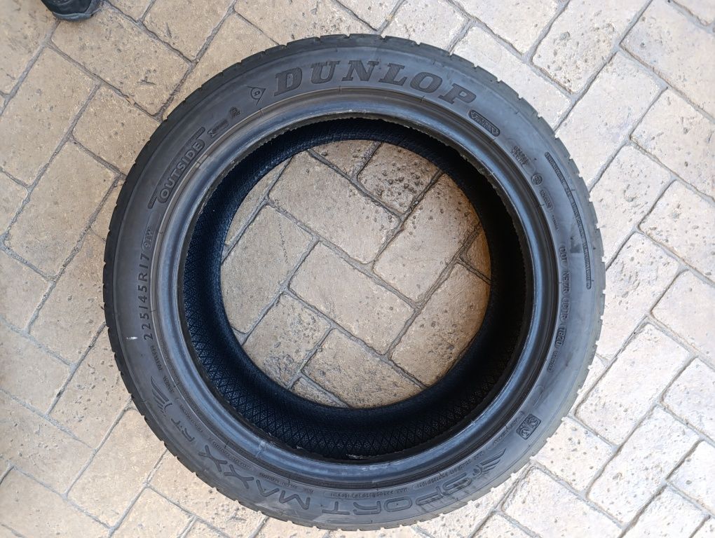 Летни гуми Dunlop 225/45/17 Sport Maxx