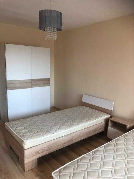 Луксозно тристайно жилище в саниран блок