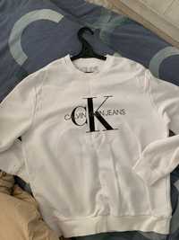 Продам кофту calvin klein