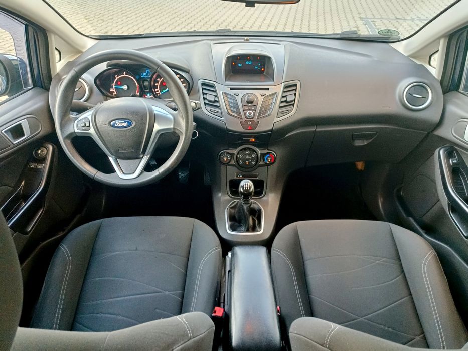 Ford Fiesta Facelift 1.6Tdci 95cp/Euro5/AC,Senzori parcare,Stare impec