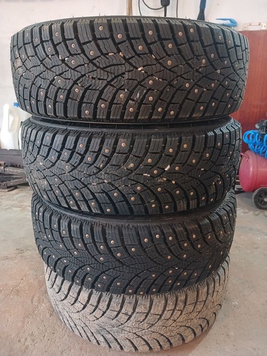 Комплект колёс на дисках