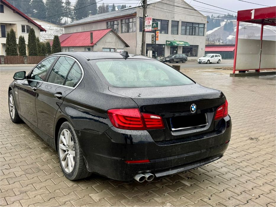 Vând BMW F10 520D