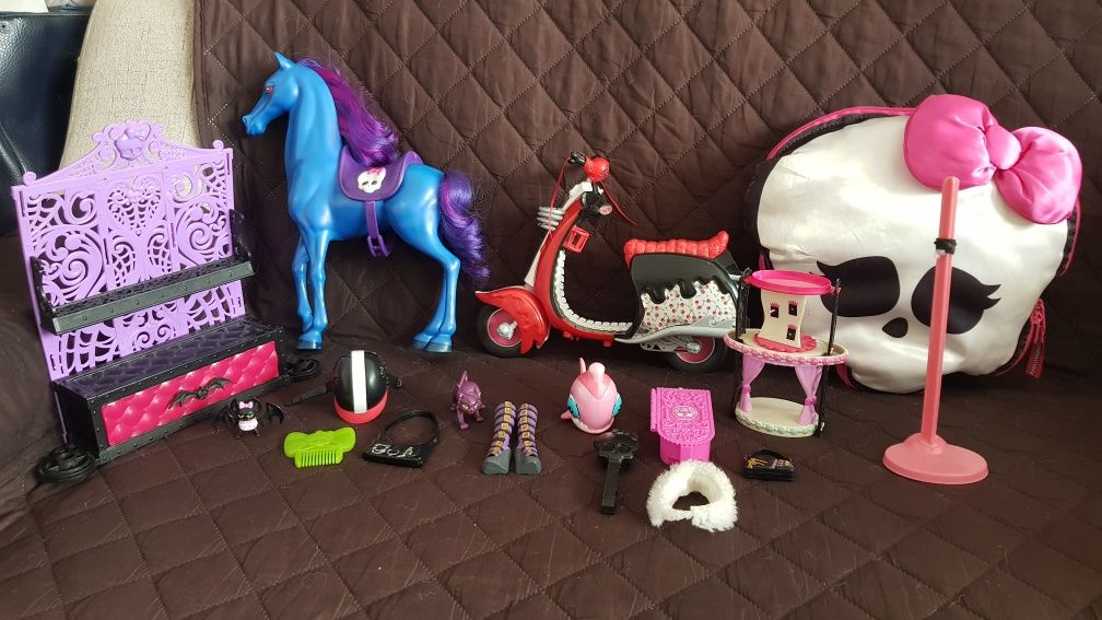 Papusi Monster high