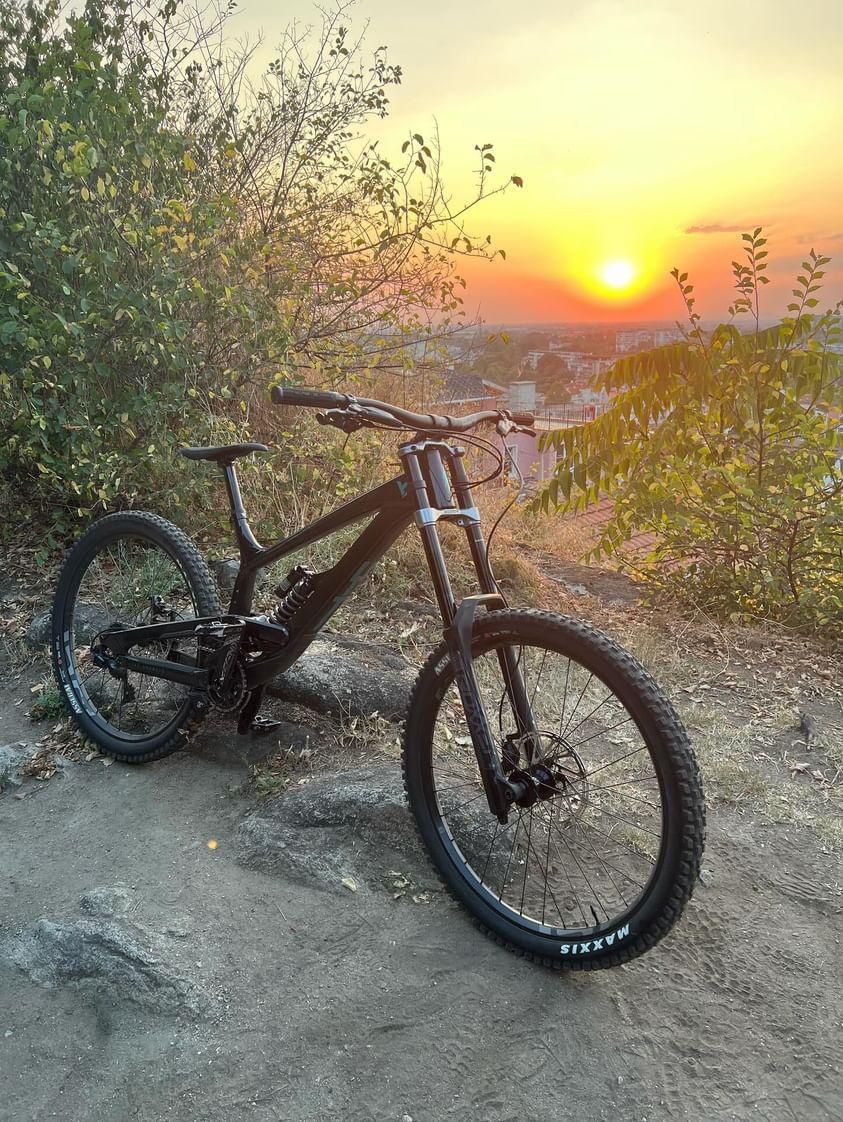 Yt  industries Tues Core 2 (2023)