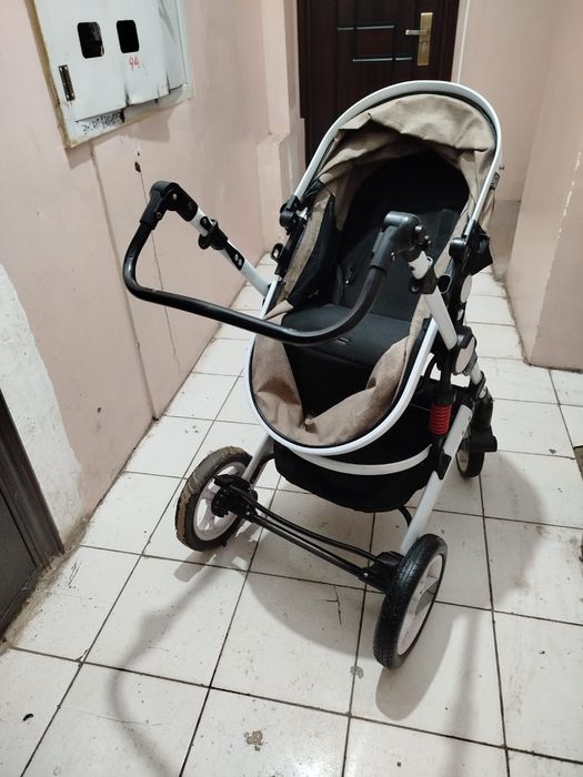 Продам коляску в хорошем состоянии