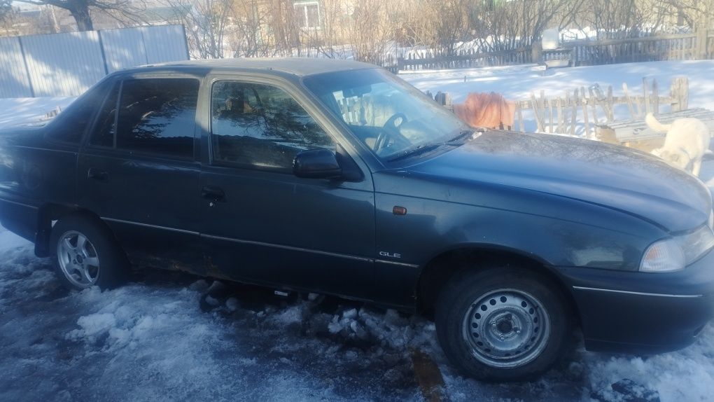 Автомобиль Daewoo nexia