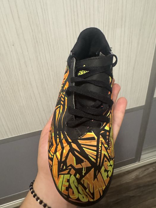 Ghete fotbal copii Messi Adidas Nemeziz .4 Marimea 32