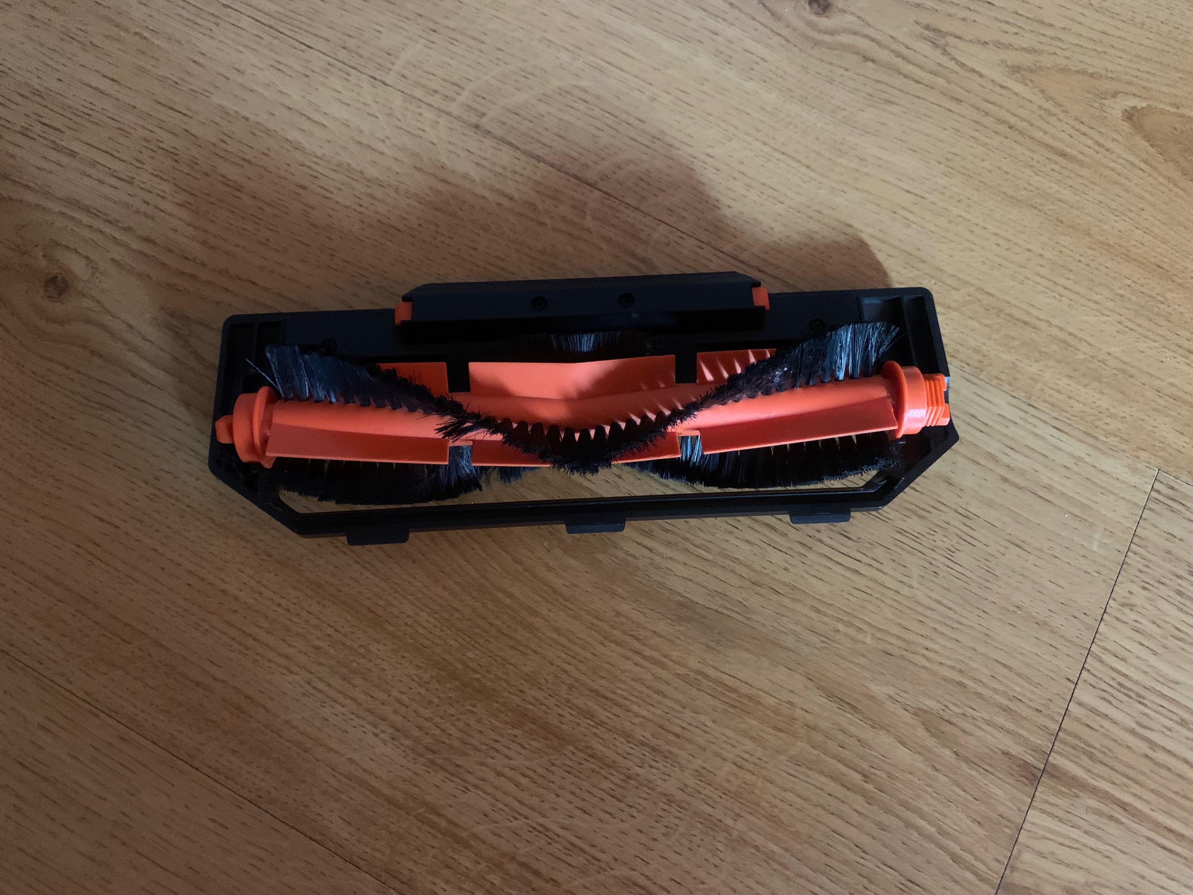 Продавам Mi robot vacuum Mop P