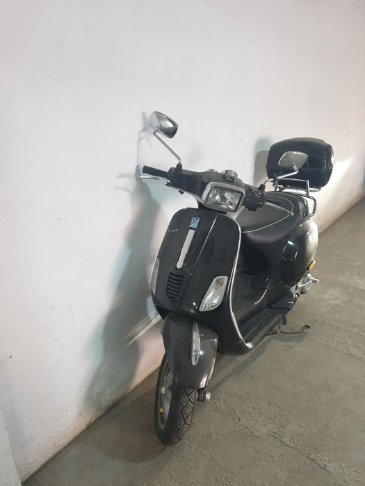 Vand scuter piaggio vespa 49cm3,  4 timpi