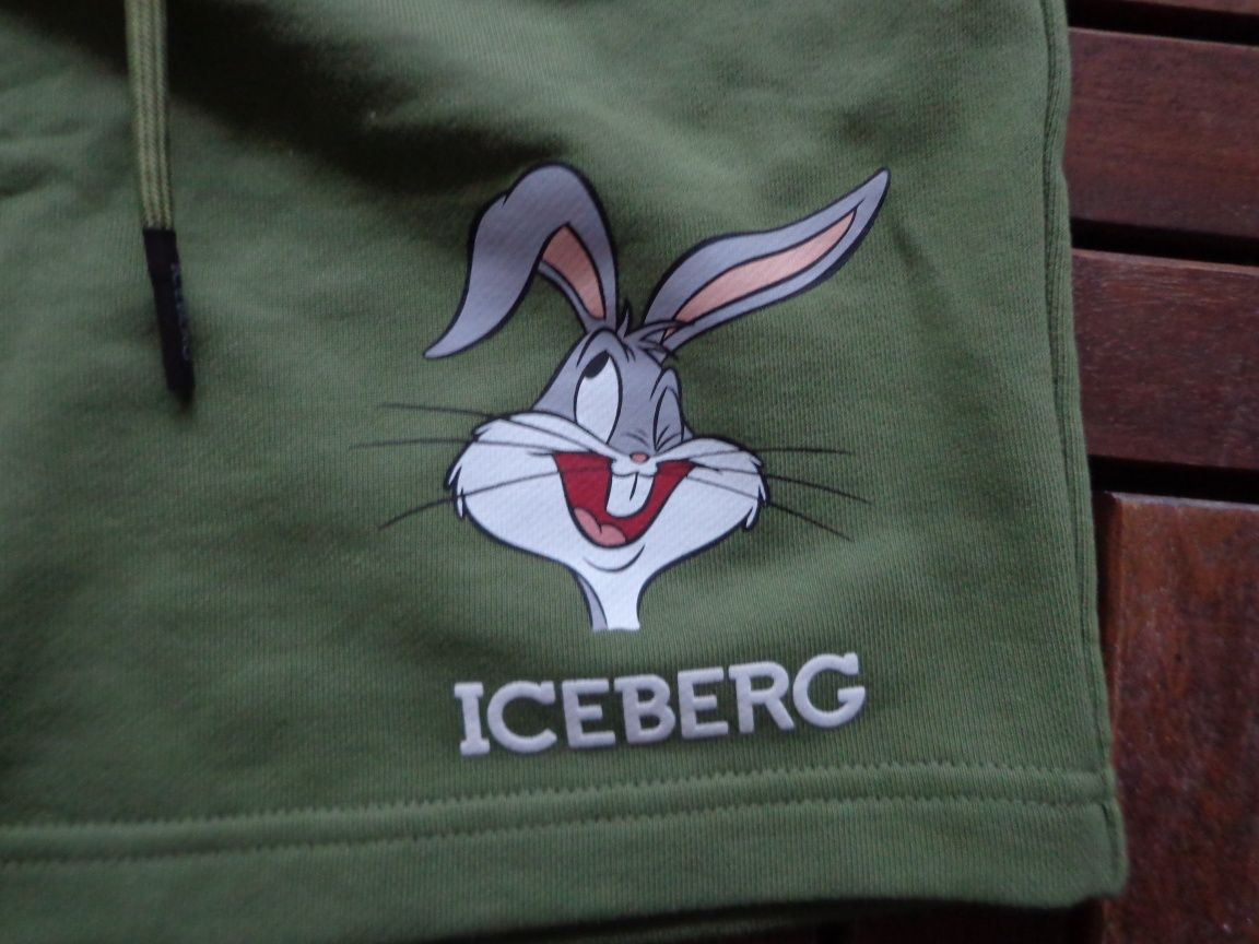 Мъжки къси панталони Iceberg Bermuda Shorts With Bugs Bunny