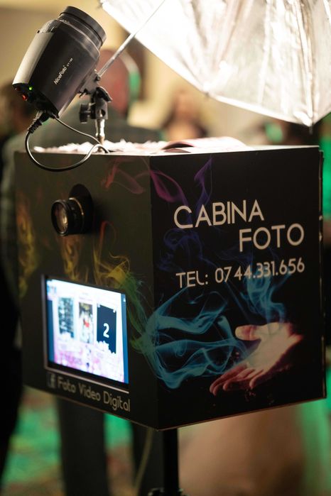 Vand carcasă cabina foto partial echipata