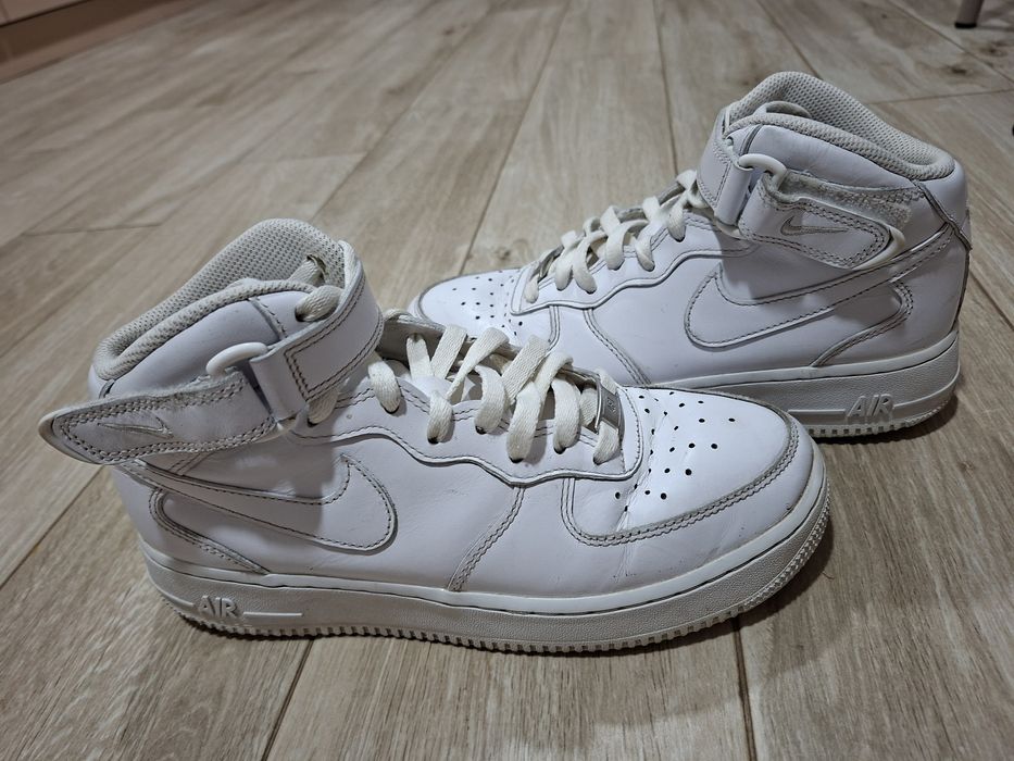 Adidasi Nike Air force 1 mid , mar. 38.5
