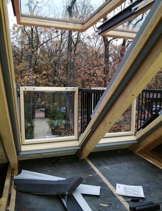 Montaj  profesionist ferestre Velux, Roto, Fakro, Optilight, etc.