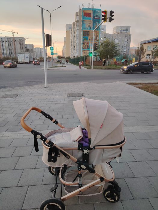 Продам коляску в отличном состояние