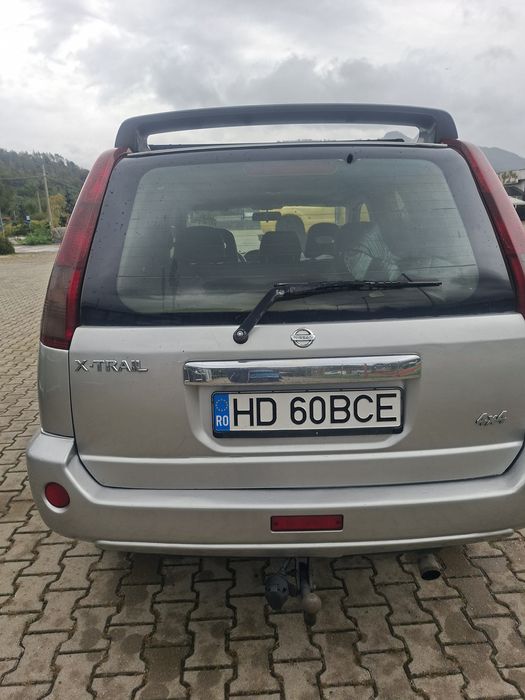Nissan xtrail din 2004