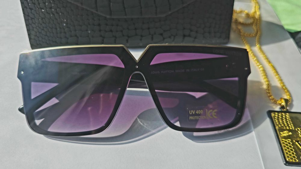 Set ochelari de soare Louis Vuitton rama aurie