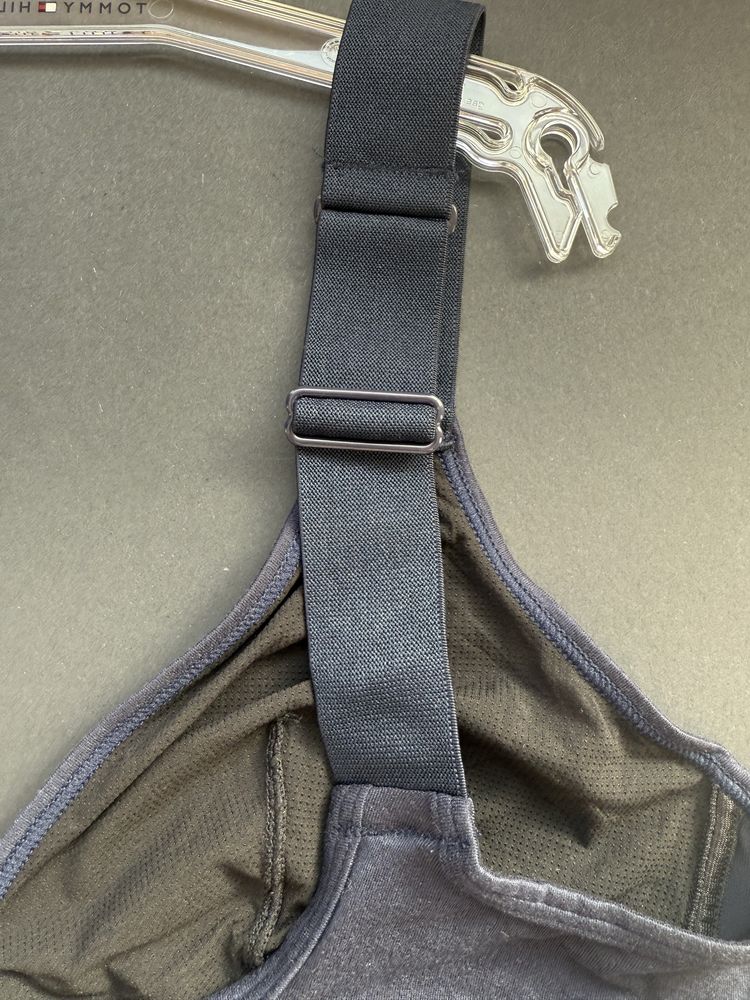 Сутиен с меки чашки Tommy Hilfiger /S/